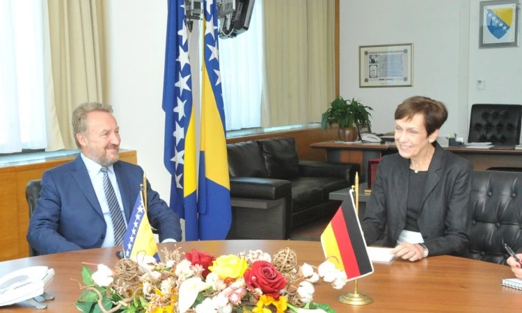 Izetbegović-Uebber: Potrebno je brzo okončati trenutni zastoj BiH