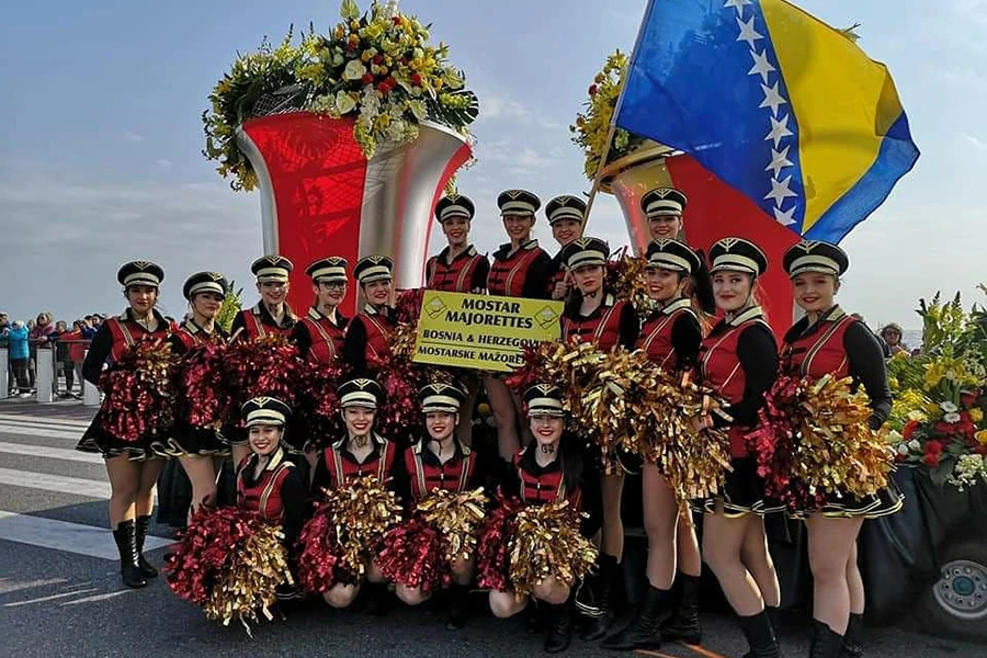 Mostarske mažoretkinje kao ''živući simbol grada''
