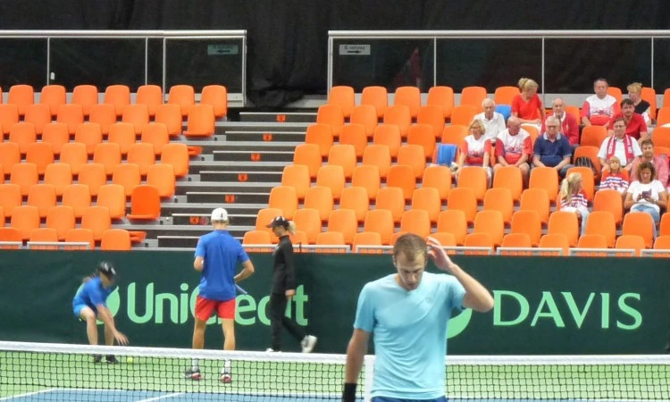 Davis Cup: Bašić nije izdržao, Frojtak ostvario prvu pobjedu za Čehe