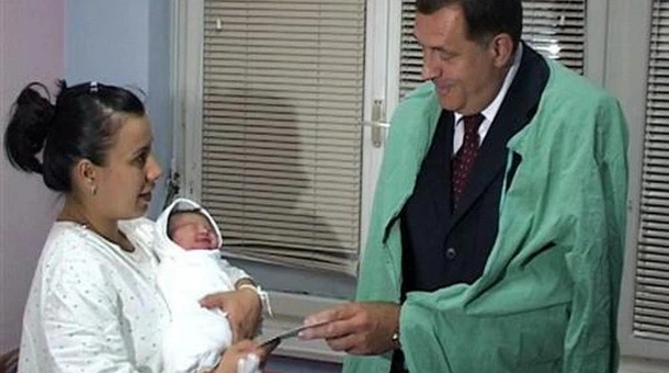 Samo rađajte, Dodik će se pobrinuti za ostalo