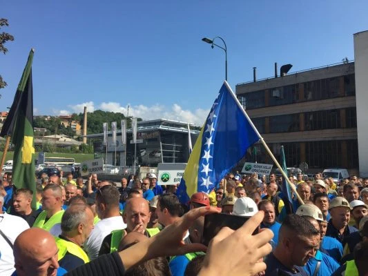 Propali pregovori s Vladom, rudari stupili u štrajk glađu