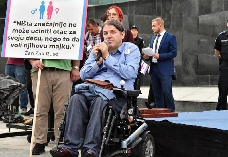 Policija privela govornika u Sarajevu, SDA traži osudu