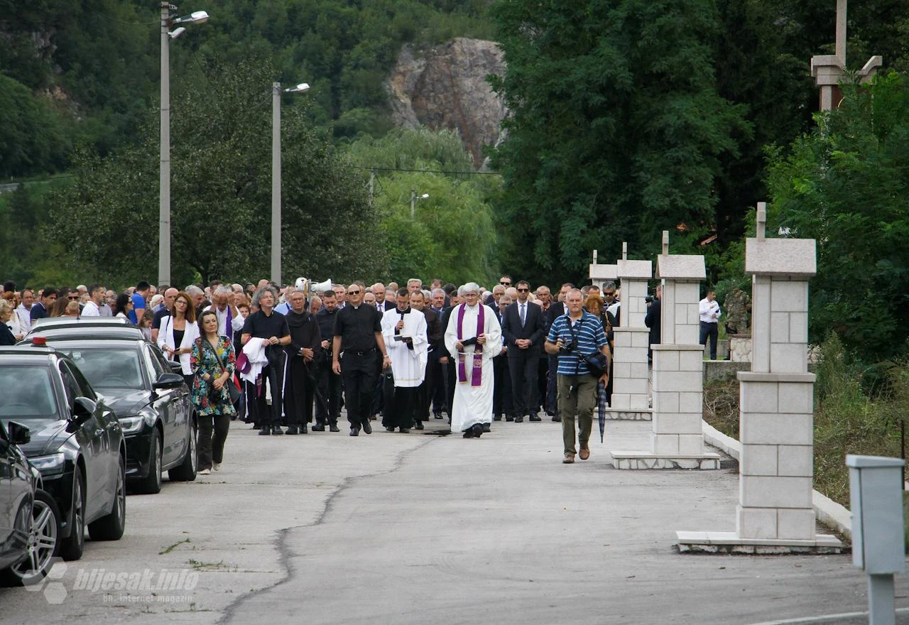 Dokazi o Grabovici su dostavljeni, a 26 godina traje šutnja