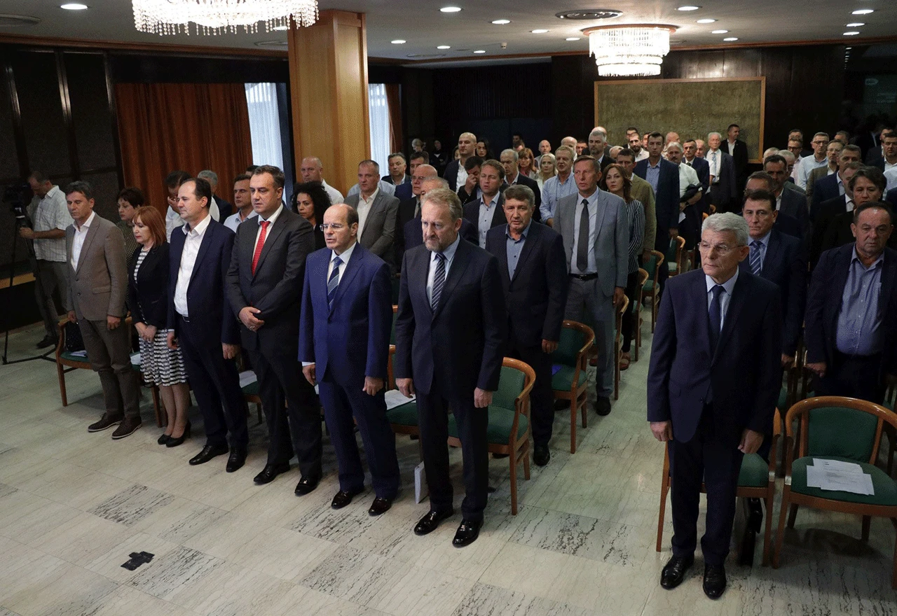 GO SDA Dodika ocijenio štetnim, a kritiku dobio i Čović 