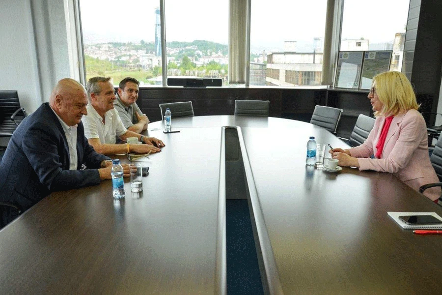 Ministrica dogovara nove letove