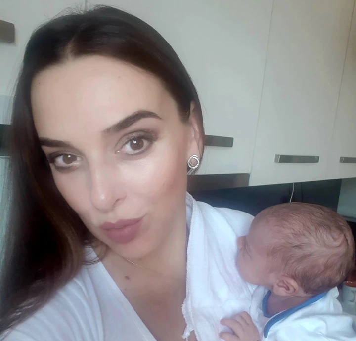 Poruka porodilji iz KS-a: Ili dođi slušati načelnika ili ništa od jednokratne novčane naknade