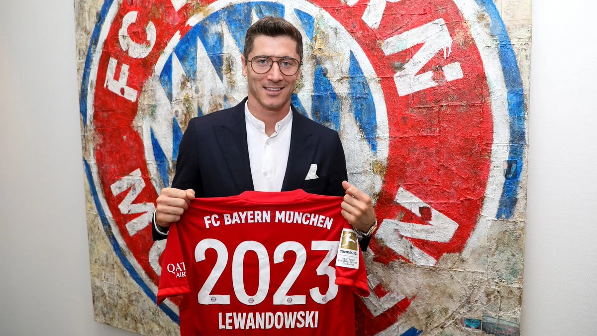 Lewandowski produžio ugovor s Bayernom