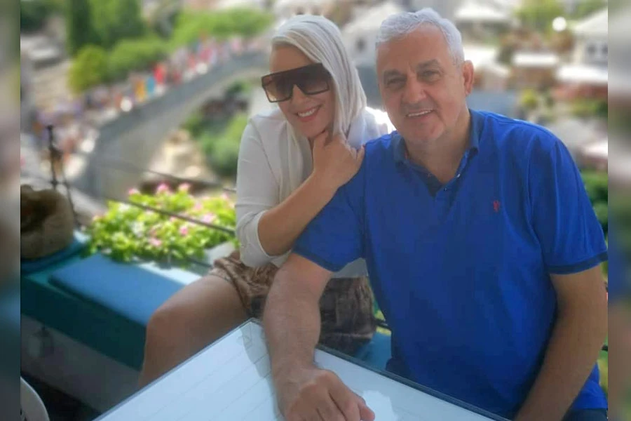 Indira se u Mostaru zabavljala s Bešlićem