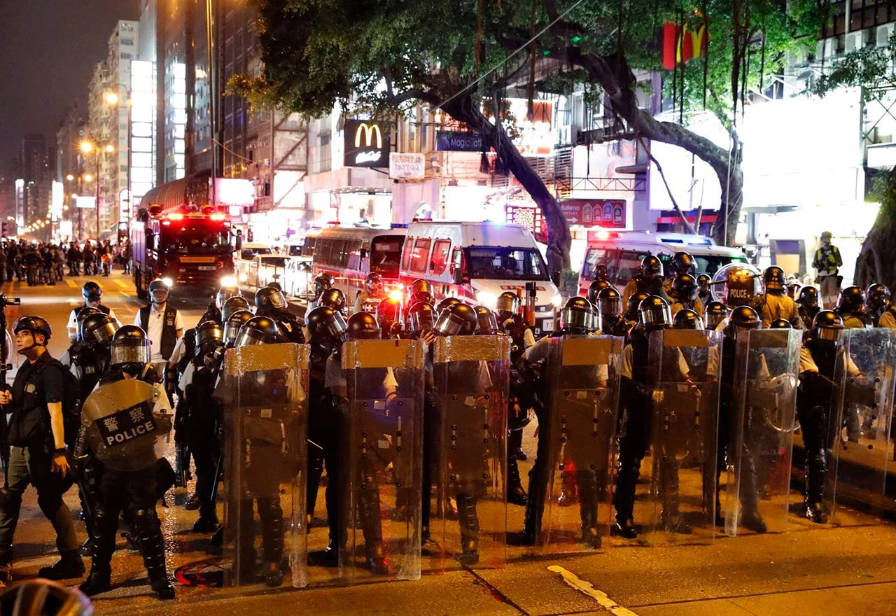 Nasilje u Hong Kongu sve ozbiljnije
