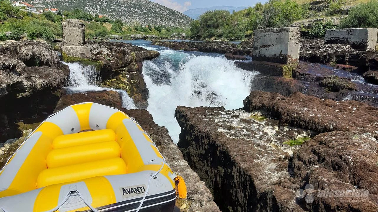 Nesreća na Neretvi: Prevrnut čamac na Skakalima