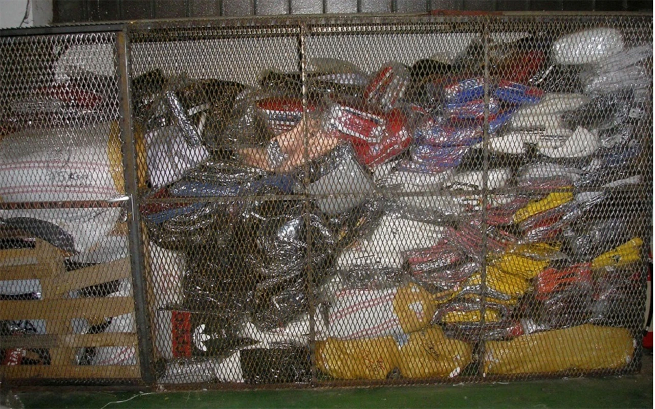 Zaplijenjeno 4 tone garderobe za tržište BiH