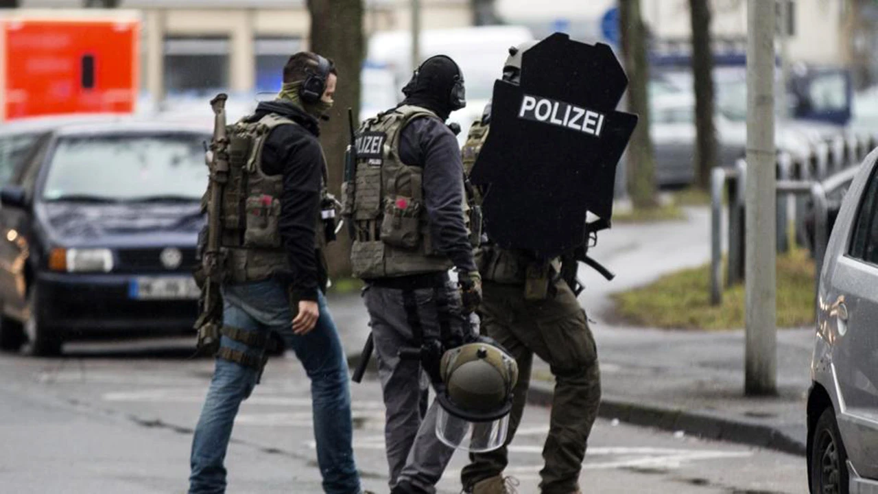 Policijske racije u Hrvatskoj, Njemačkoj i Litvi