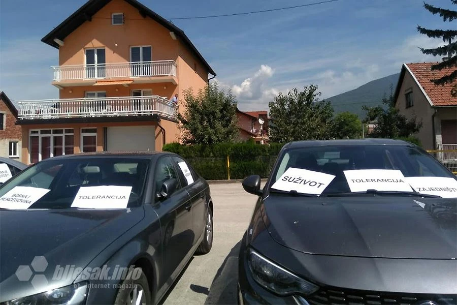 Na automobilima u Uskoplju opet osvanuli grafiti