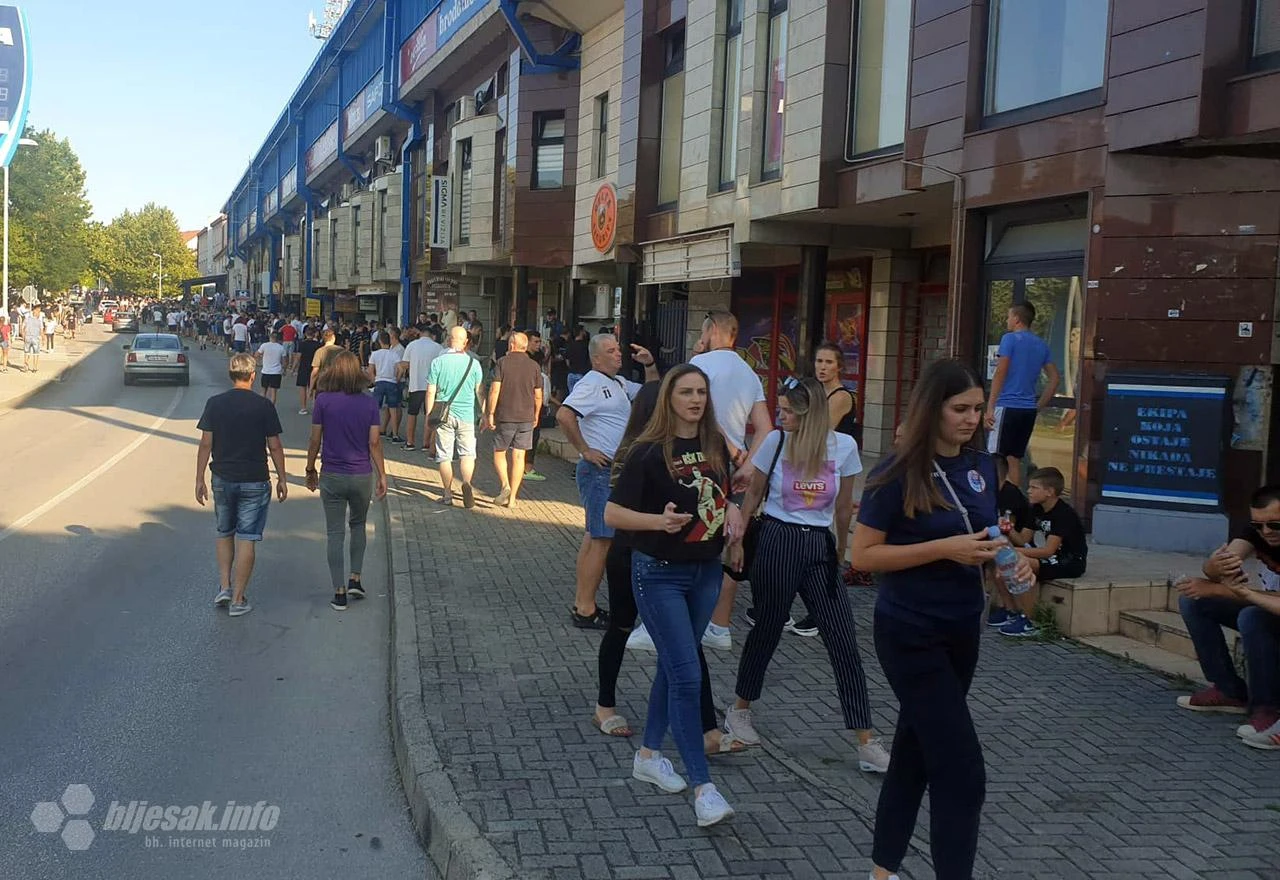 Mostarci okupirali Široki Brijeg, Pecara rasprodana!