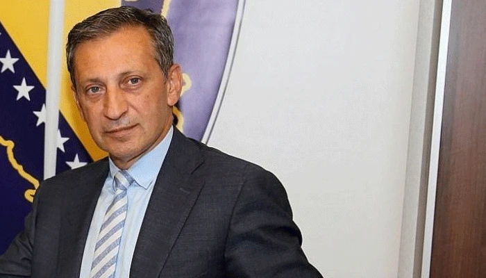 ''Izmišljanje afere sa diplomom novi nasrtaj na Agenciju''