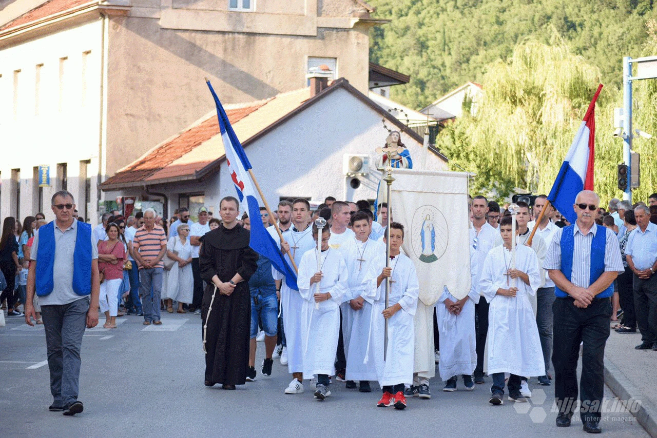 Deseci tisuća Širokobriježana slave Veliku Gospu i Dan Grada