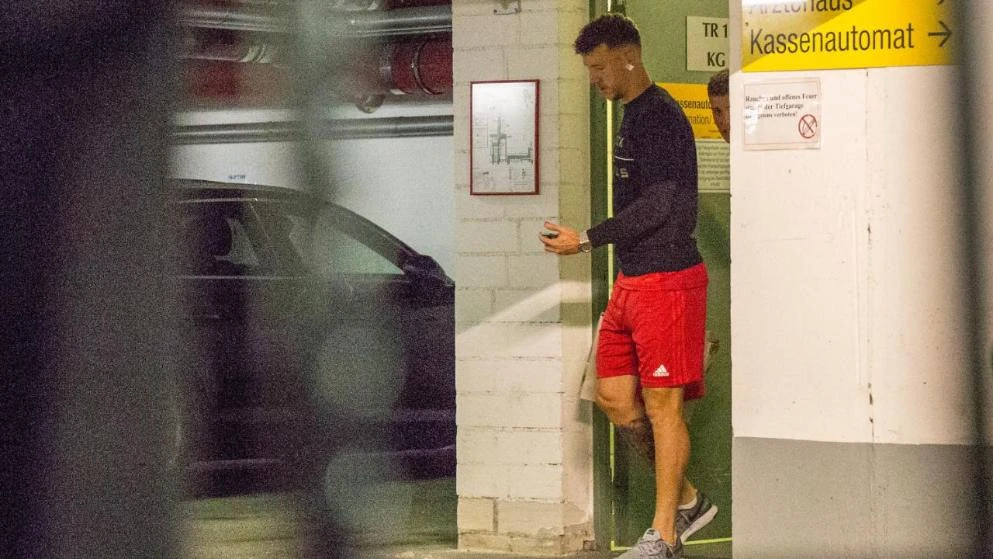 Kamere snimile Perišića u Münchenu: Stigao na liječnički pregled!