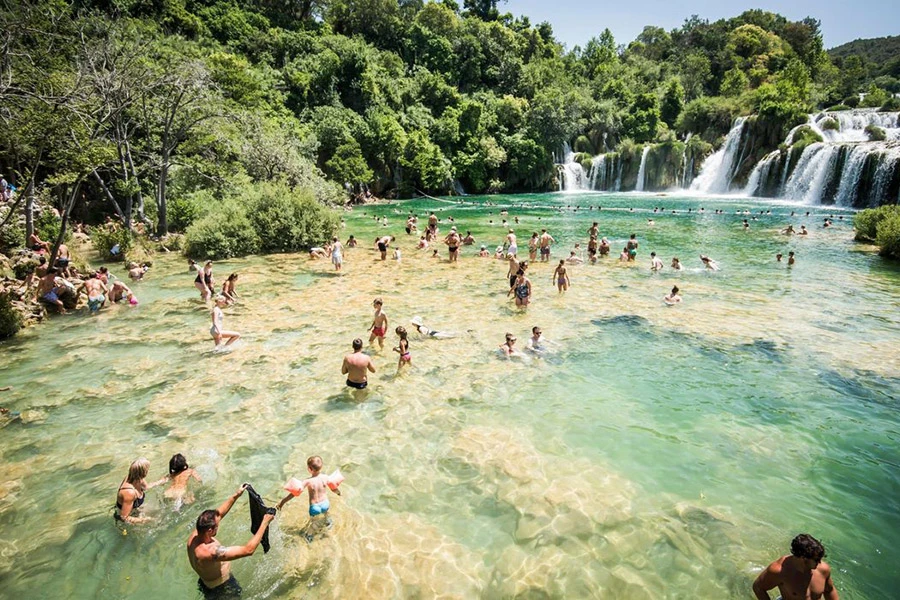 U tijeku utvrđivanje identiteta utopljenika iz NP Krka