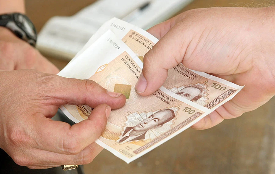 Počela isplata invalidnina za RVI i nositelje ratnih odličja
