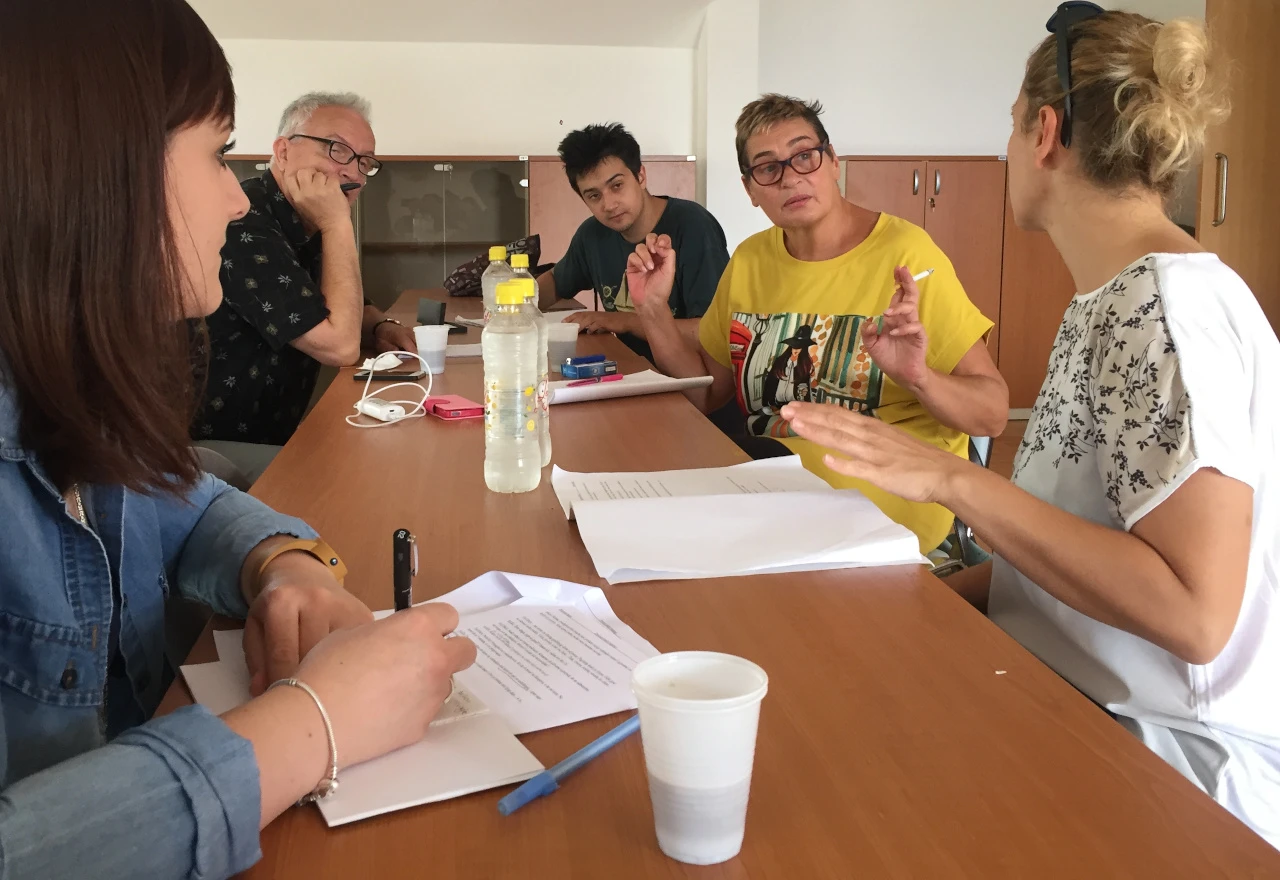 Predstava o migrantima i ranama koje rat ostavlja u ljudima
