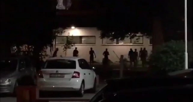 Zbog punjača za mobitel izboden migrant u Tuzli