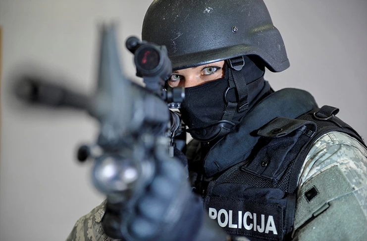 Policajci poručili 'onima s izuzetno visokim plaćama': Usvojite proračun