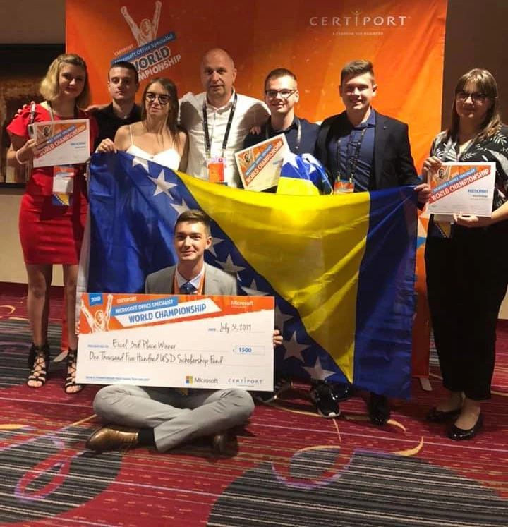 Tarik Džambić osvojio broncu na Microsoft Office Specialist natjecanju
