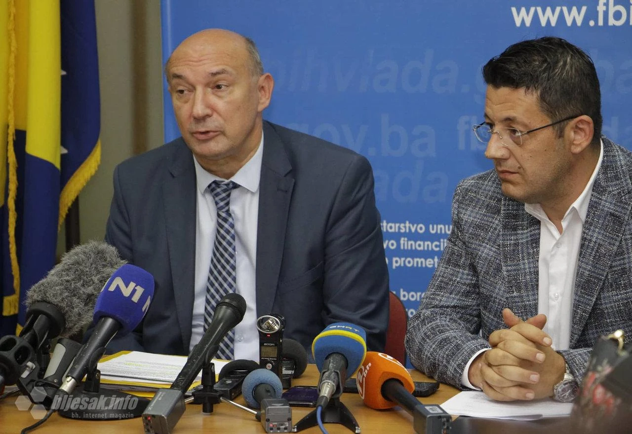 Svi policijski službenici pod jednakim uvjetima idu u mirovinu