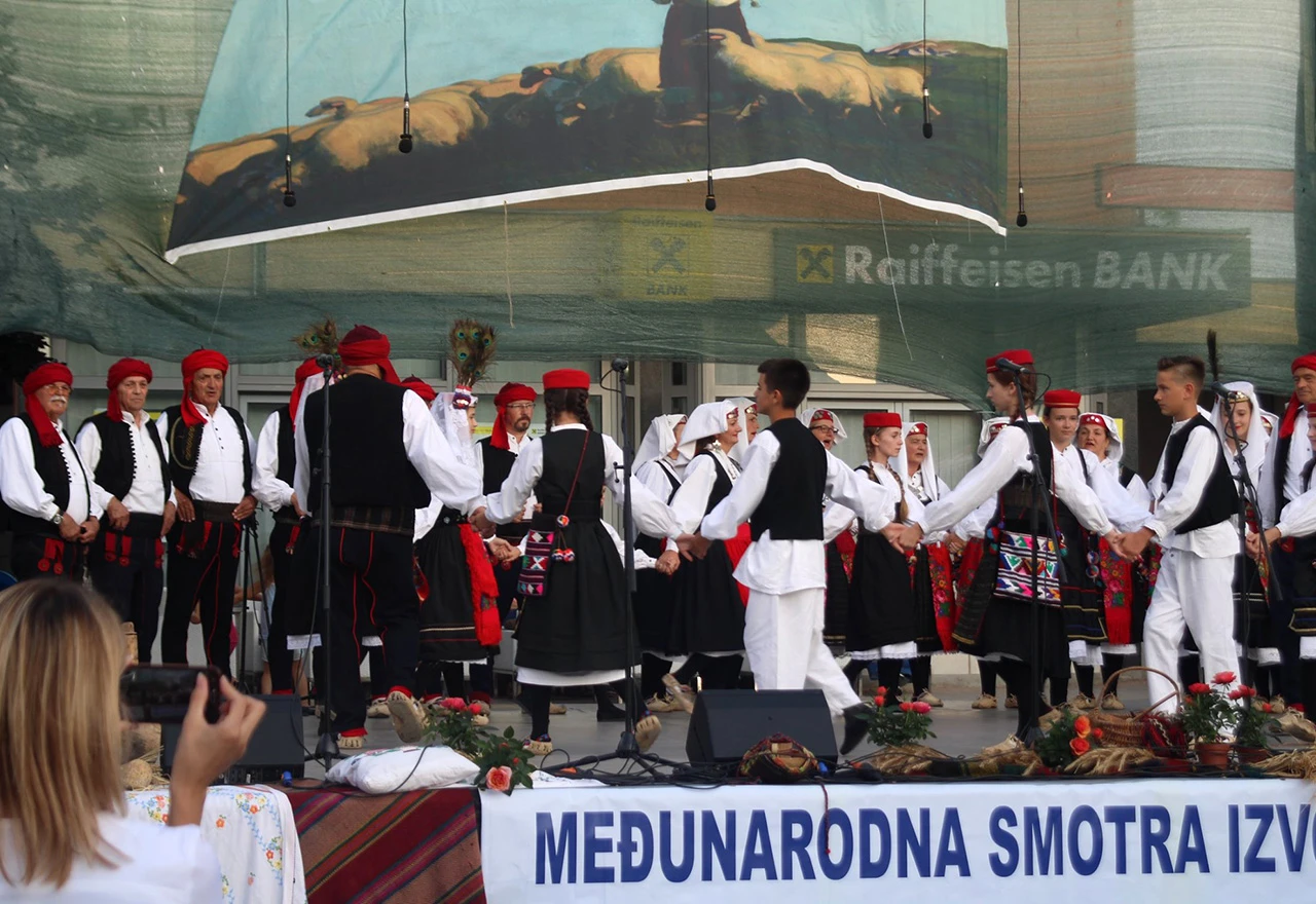 I ove godine zapjevano niz livanjsku stranu