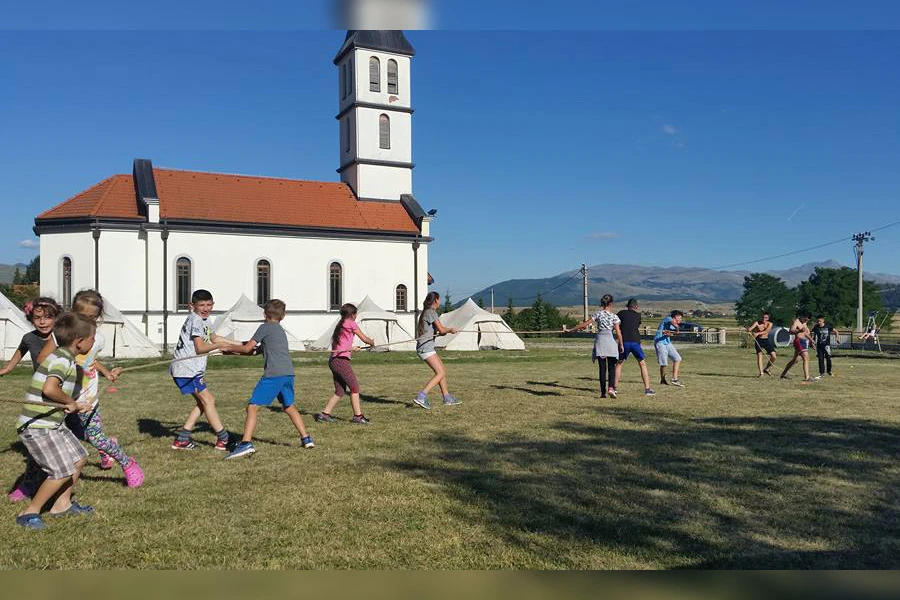 Grahovo: Talijanski volonteri stigli na ljetni kamp