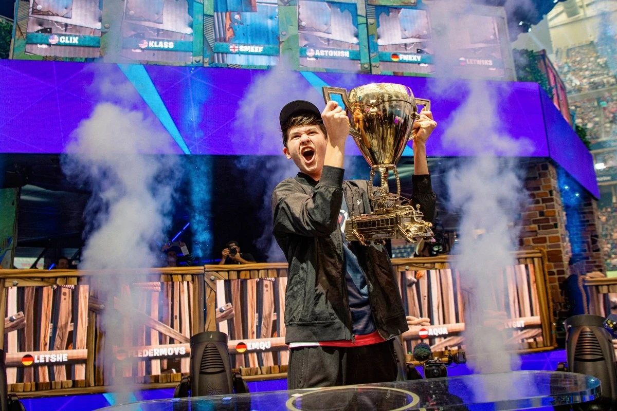 Tinejdžer osvojio tri milijuna dolara na Svjetskom prvenstvu igre Fortnite