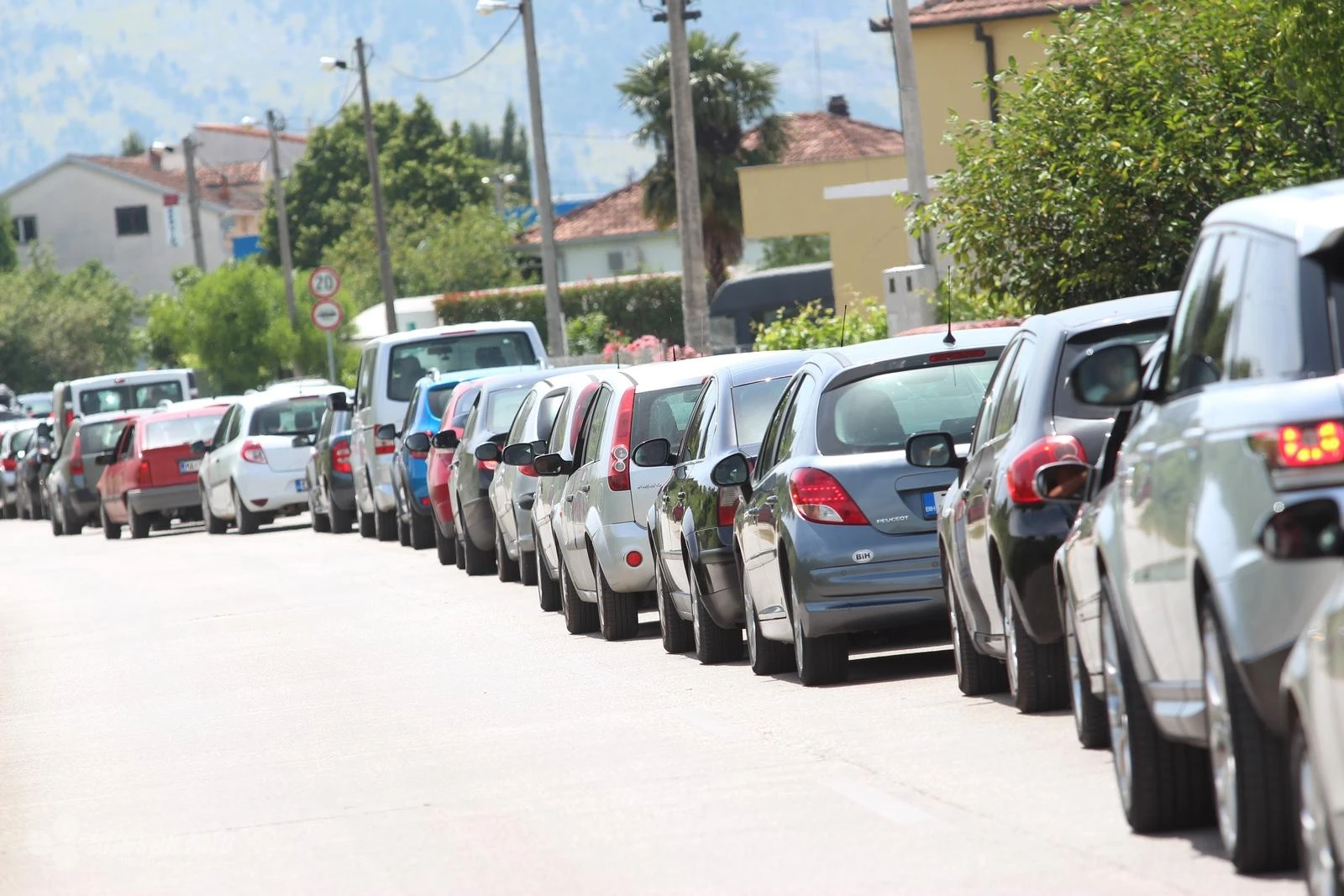 Za vikend pojačan promet vozila na cestama u BiH i graničnim prijelazima