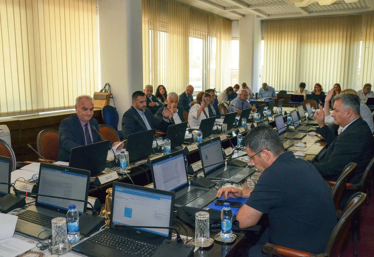 Vlada FBIH: Manji unutarnji i vanjski dug