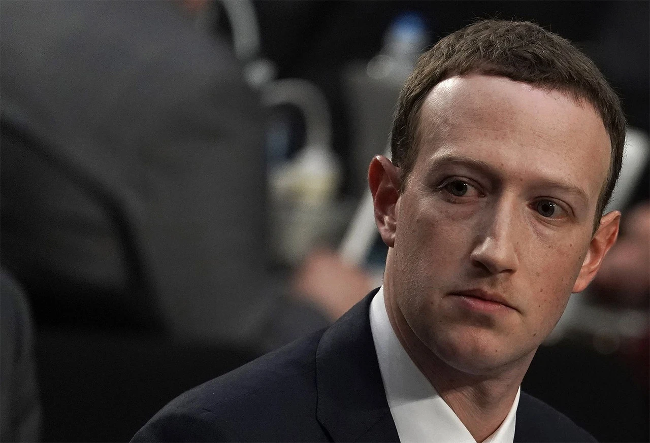 Rekordna kazna Facebooku