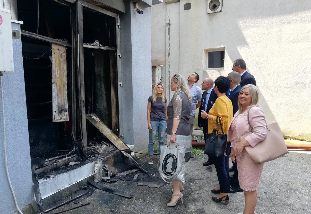 Tuzla: Izgorio veliki studio RTVTK
