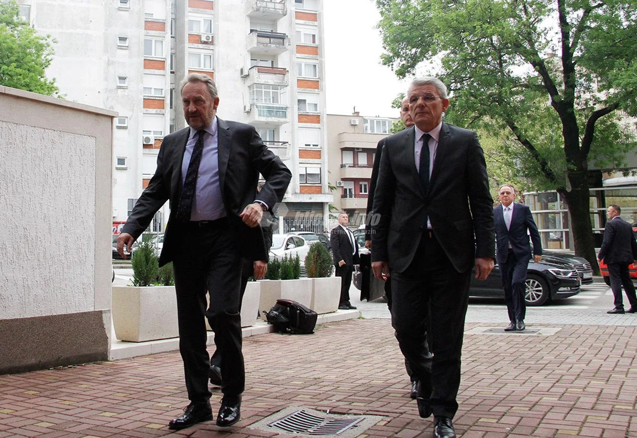 Džaferović: Neka dobro povedu računa
