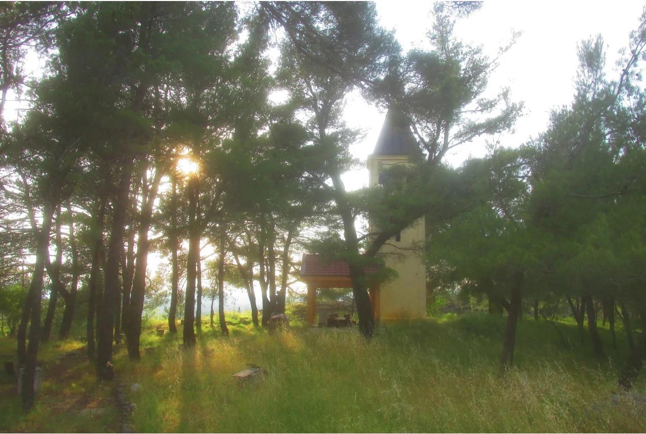 Sv. Ilija na megalitskim temeljima