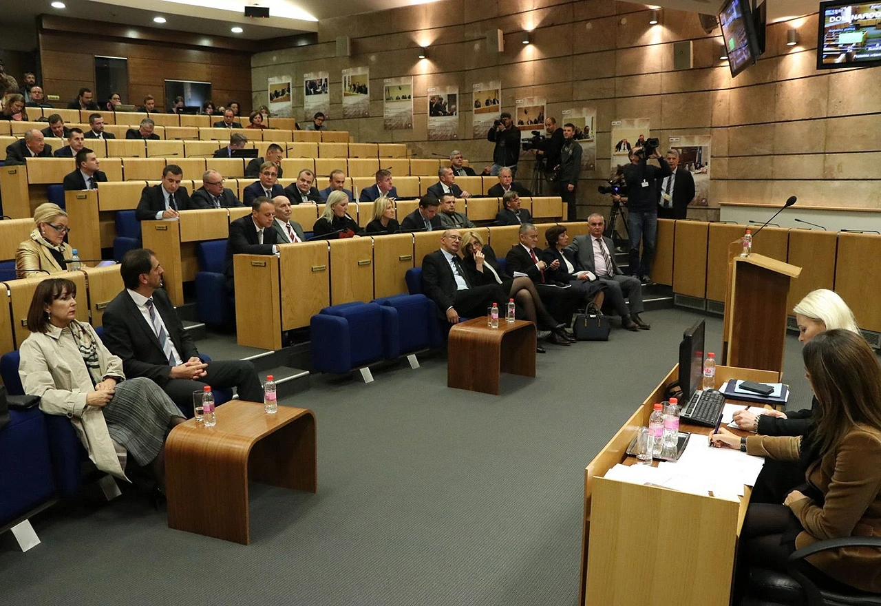 Inicijativa Kluba Hrvata: Aluminij i Salakovac