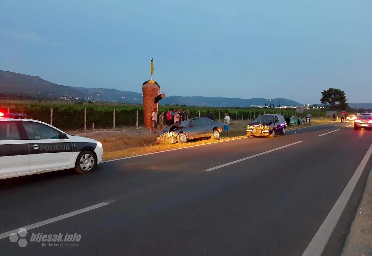 Mostar: Četiri osobe ozlijeđene u lančanom sudaru