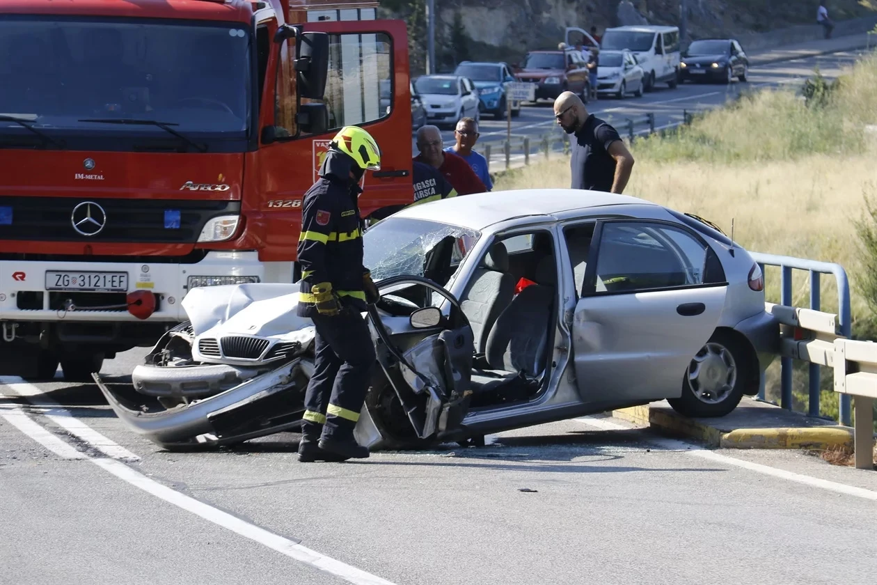 Stravična nesreća kod Makarske: Poginula žena