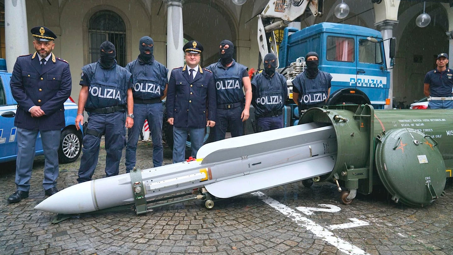 Italija: Tijekom racije policija pronašla raketu zrak-zrak 