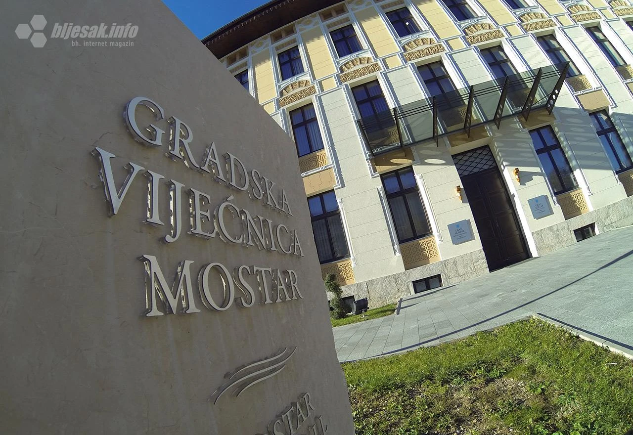 Mostar nabavlja suvenire i modni nakit za 9 tisuća maraka