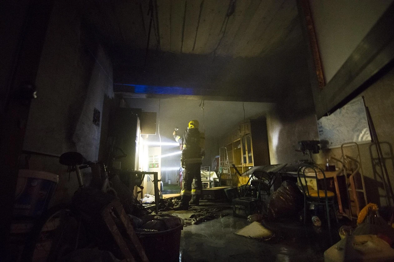 U Dućama izgorio apartman u kojem je odsjeo mladi par iz BiH