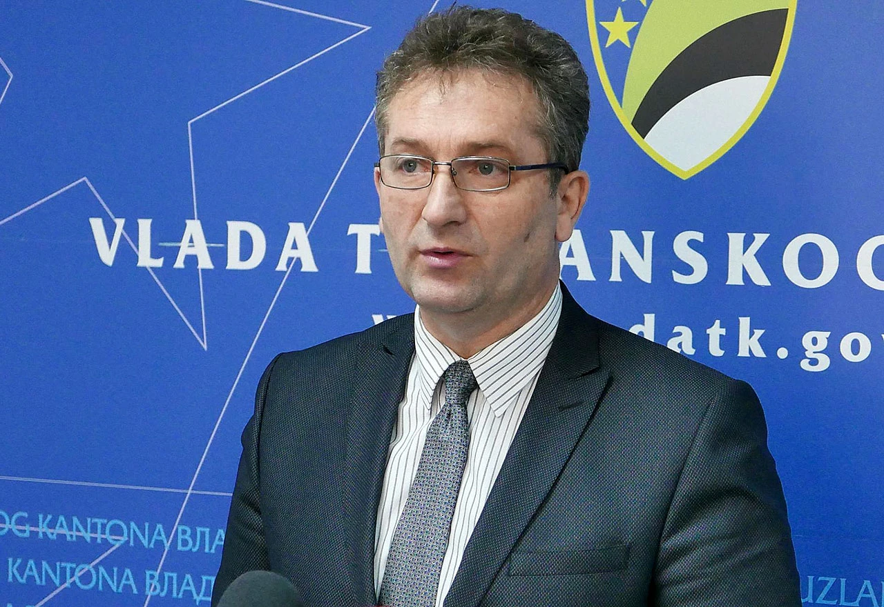 Smijenjena Vlada Tuzlanske županije