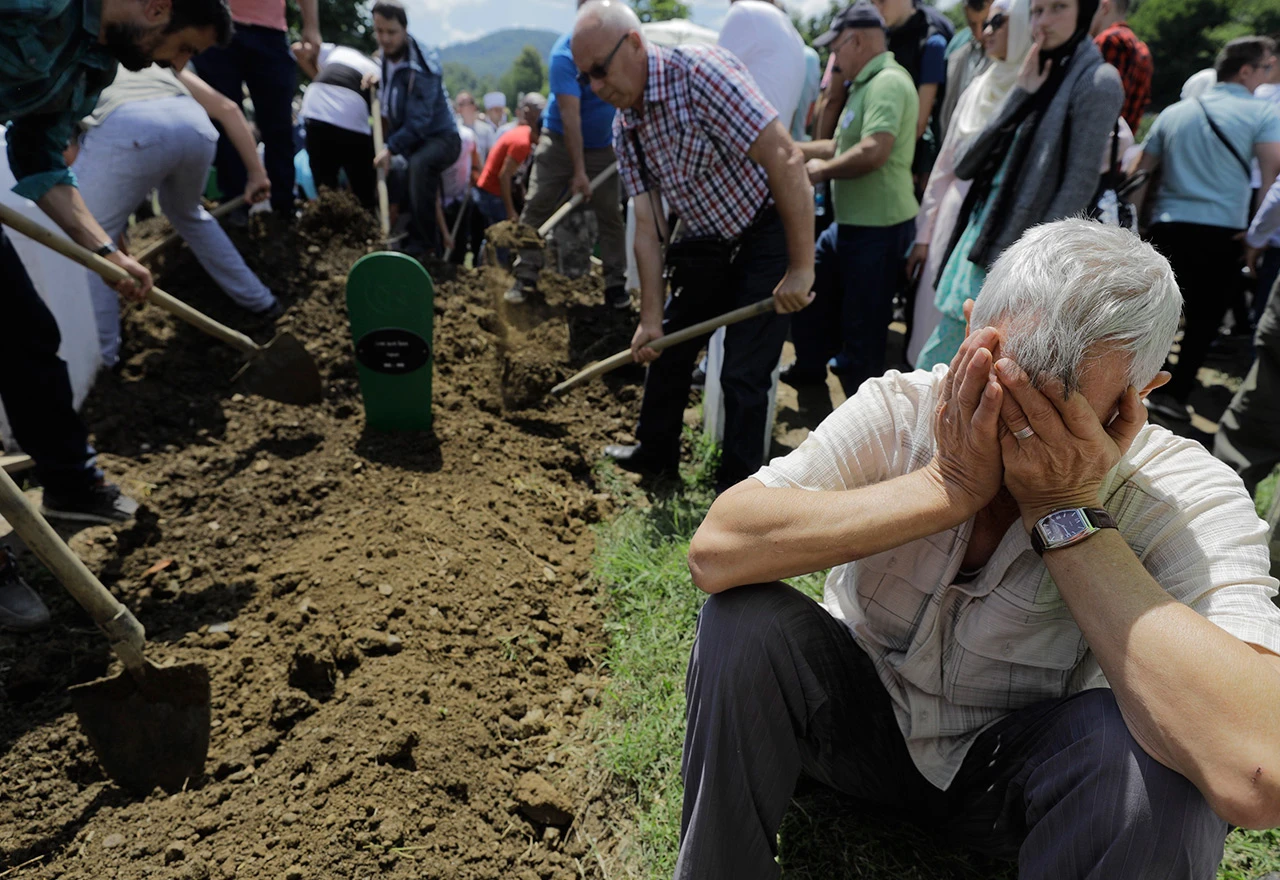 U Potočarima ukopana i Šaha Cvrk sa sinom Rešidom 