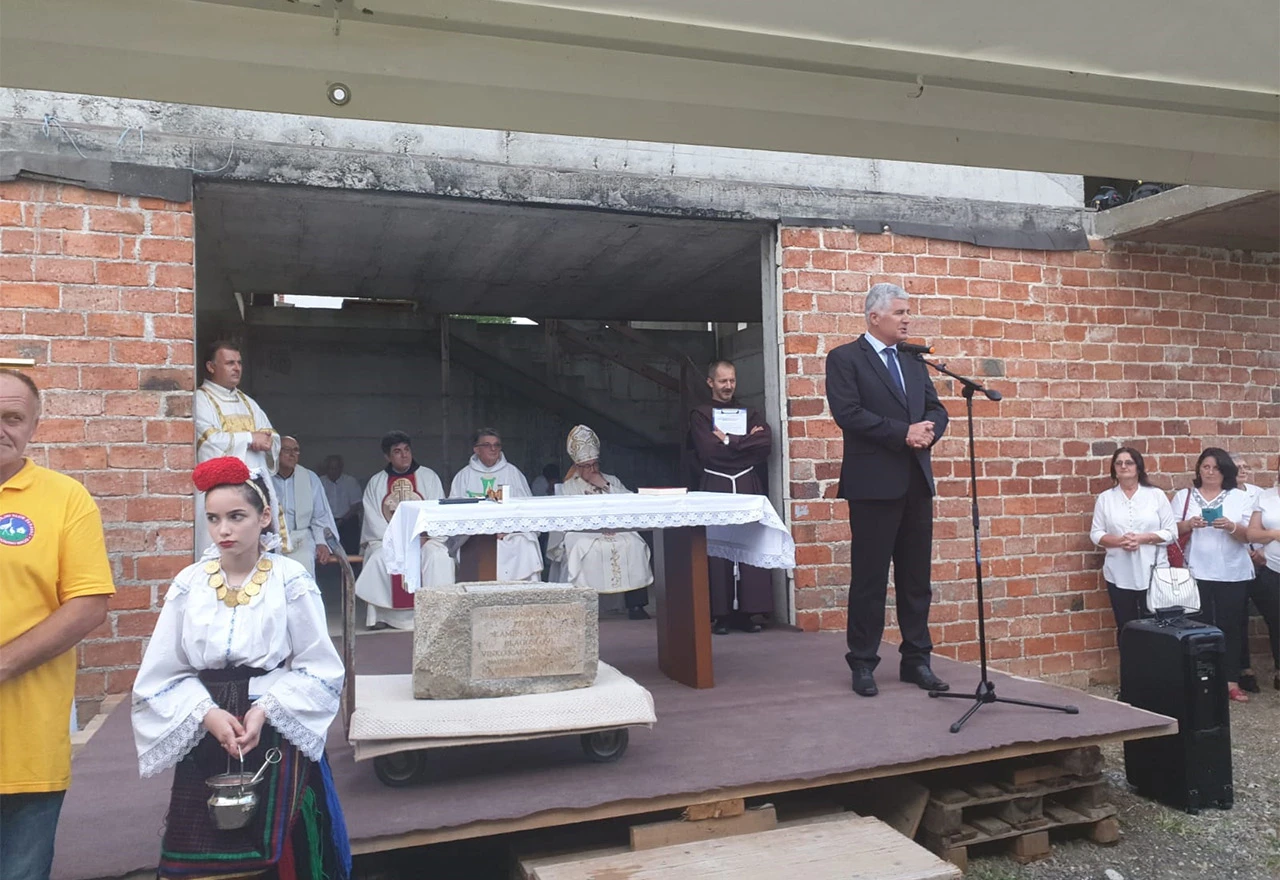 I Čović dao blagoslov za novi Franjevački samostan