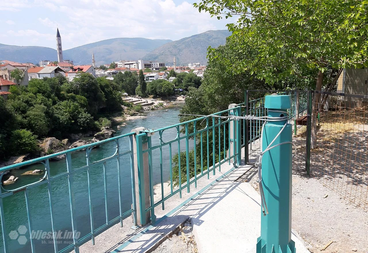 Zip-line među mostarskim mostovima