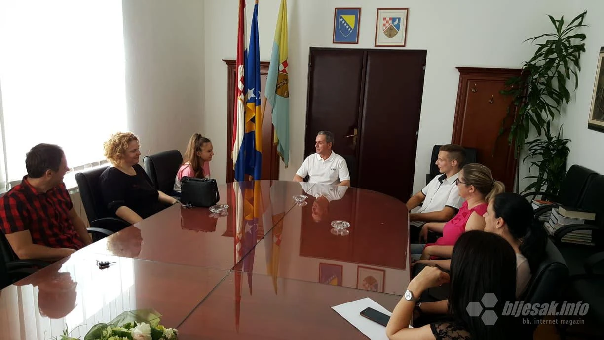 Najbolji čapljinski osnovci i srednjoškolci kod gradonačelnika
