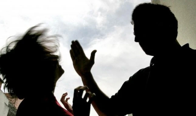 Došla po plaću, a poslodavac ju fizički napao