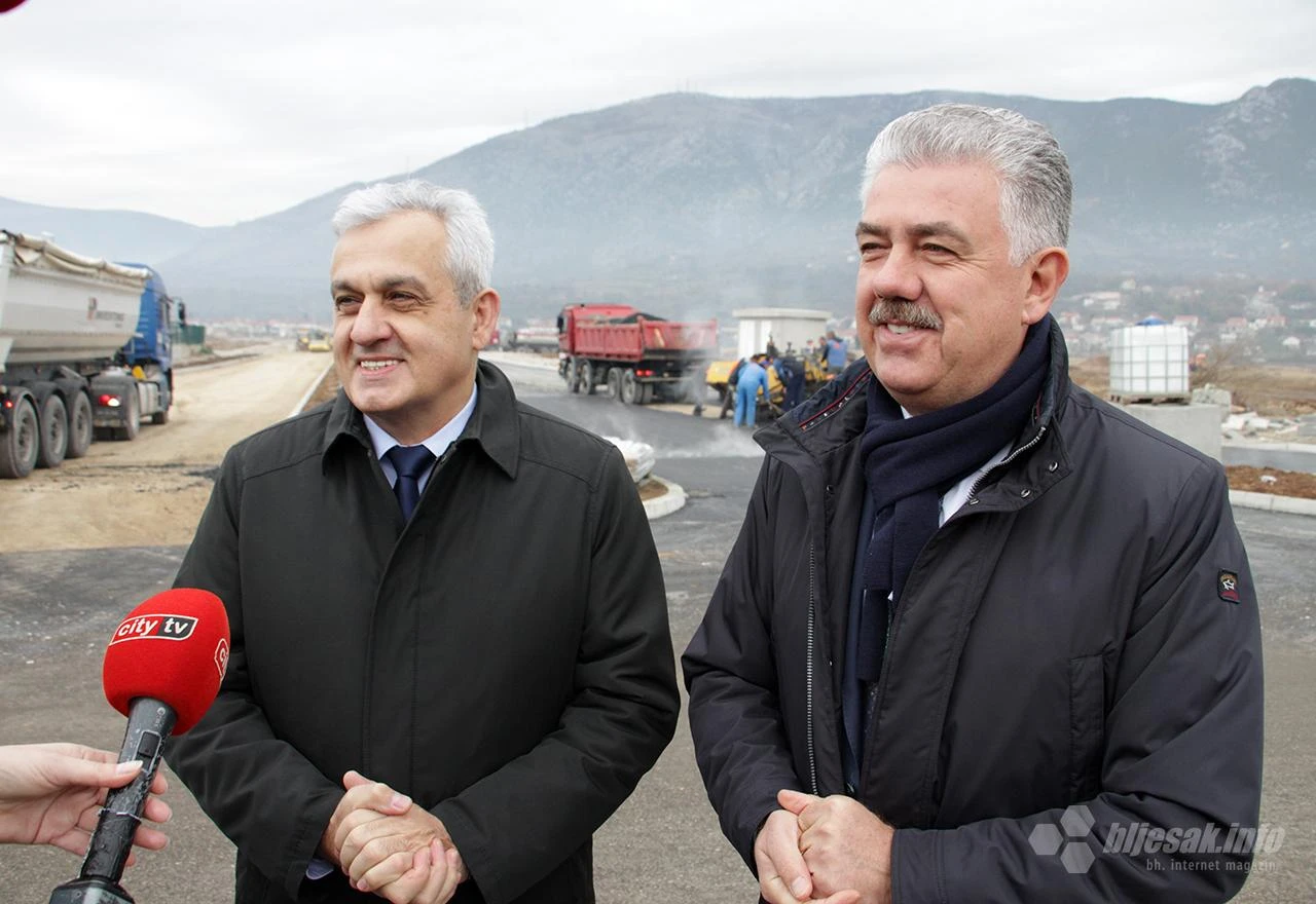 Herceg i Bešlić poručili Vladi FBiH: U vašim je rukama rješenje za Aluminij
